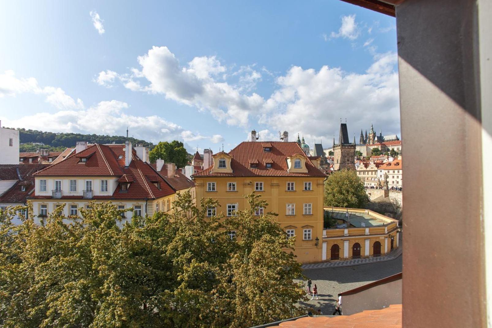 River View Residence By Charles Bridge Praha Exteriér fotografie
